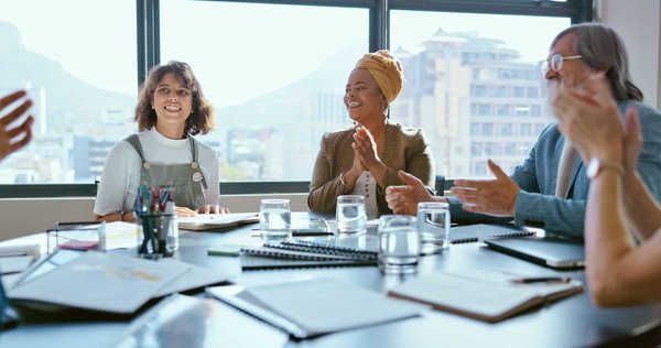 Quels sont les critères pour embaucher des personnes qualifiées pour son équipe marketing ?
