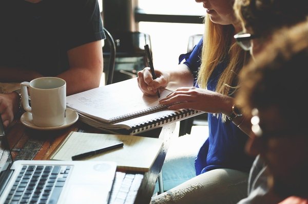 Comment réussir sa recherche d'entreprise en alternance : Astuces et conseils